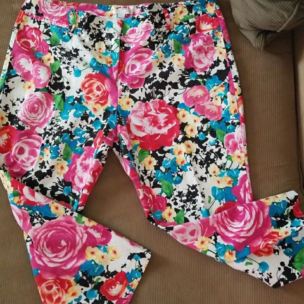 Capri pants - Picture 2 of 7